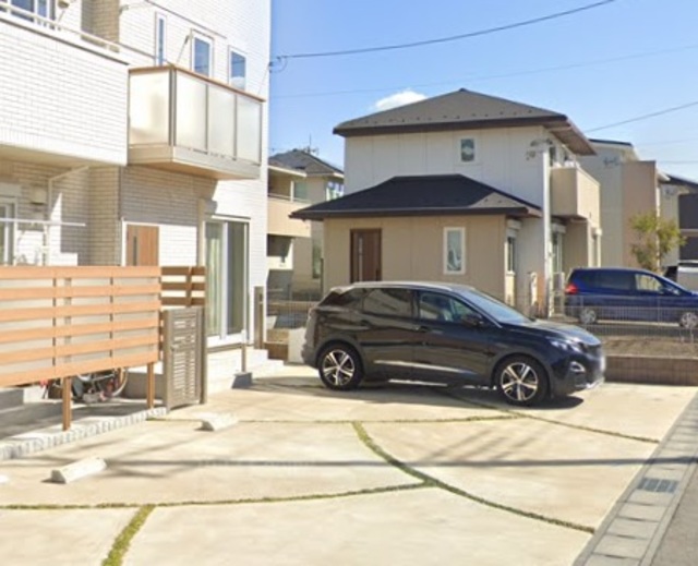 駐車場　駐車場