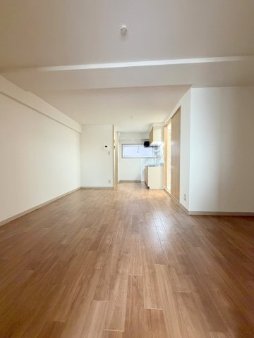 正本マンションの居間写真