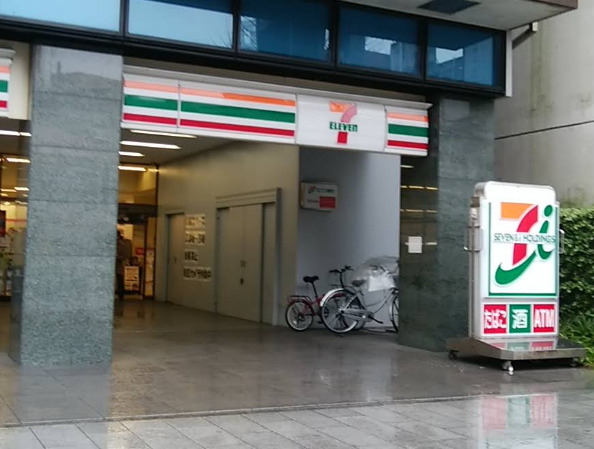 コンビニ　セブンイレブン 名古屋新栄1丁目店（コンビニ）まで406m