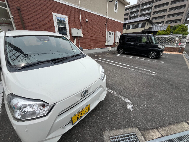 駐車場　駐車場
