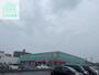 ドラックストア　ディスカウントドラッグコスモス幸町店（ドラッグストア）まで215m