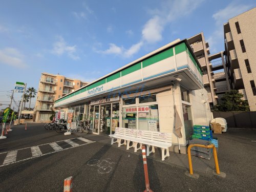 コンビニ　ファミリーマート　サンズ新吉田店（コンビニ）まで1313m