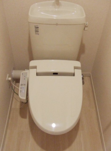 トイレ　別部屋同仕様タイプ