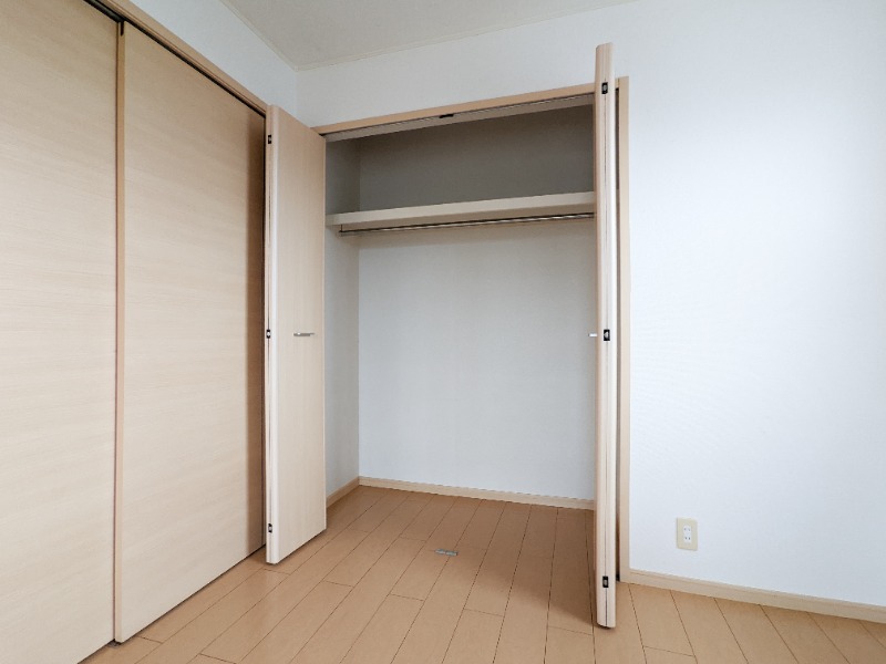 収納　図面と現状に相違がある場合には現状を優先
