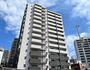 建物外観　オートロック完備