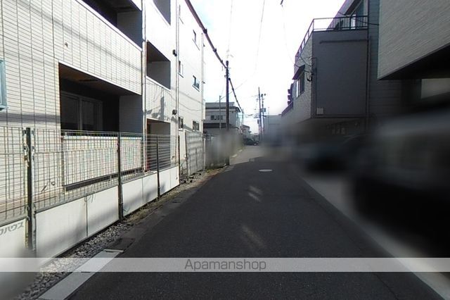 その他　前面道路（その他）まで0m