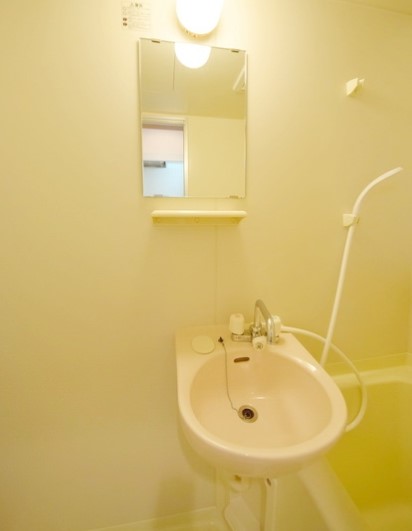 洗面設備　同物件別部屋参考写真