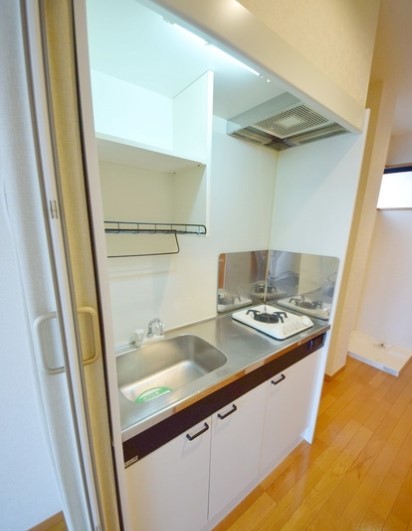 キッチン　同物件別部屋参考写真