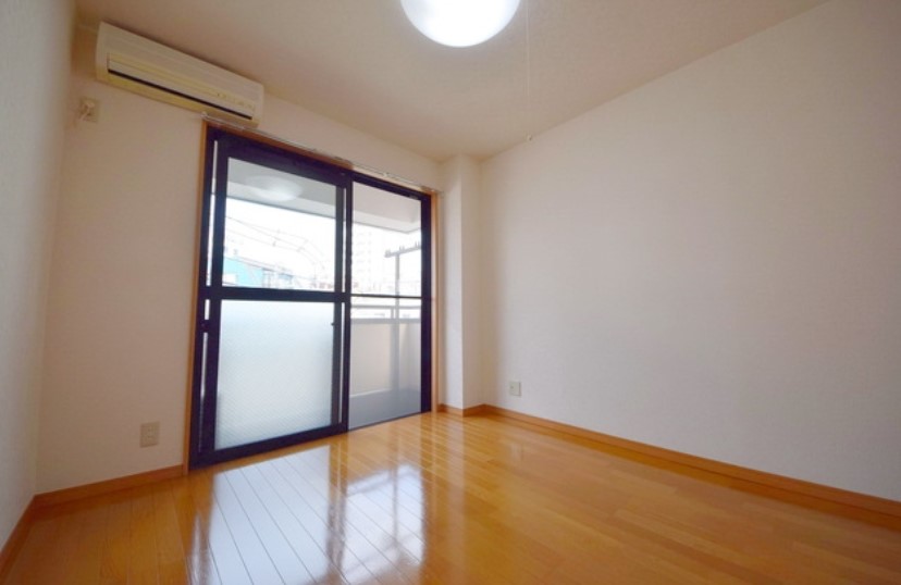 居室・リビング　同物件別部屋参考写真