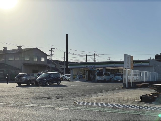 コンビニ　ファミリーマート桜井安倍木店（コンビニ）まで1400m