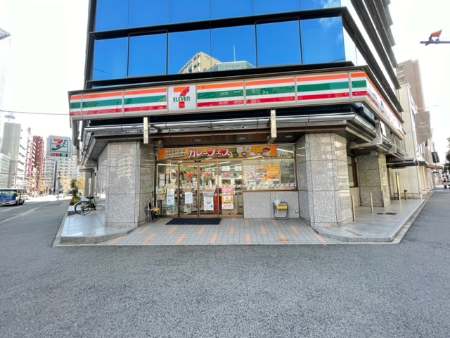 コンビニ　セブンイレブン神戸三宮磯上通店（コンビニ）まで205m