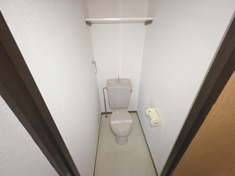 トイレ　温水洗浄便座