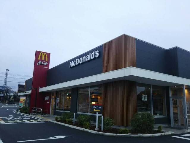 飲食店　マクドナルド407東松山店（飲食店）まで368m