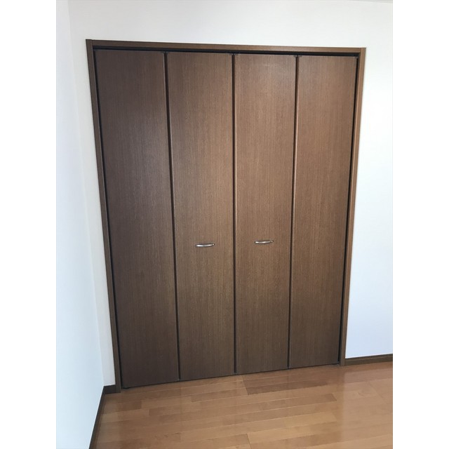 収納　クローゼット＠洋室（8帖）