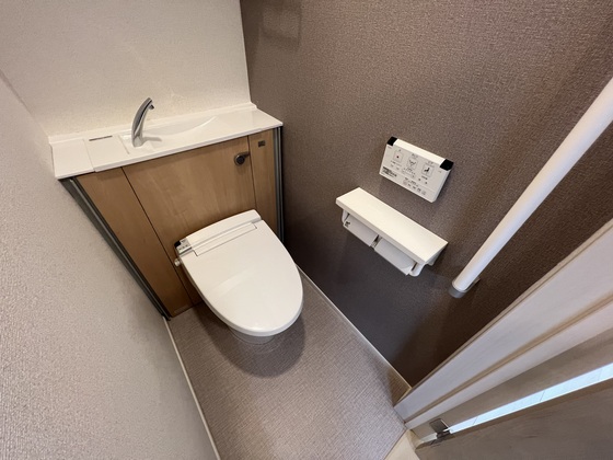 トイレ　※別部屋の写真です