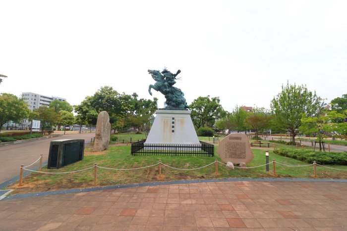 公園　湊川公園（公園）まで1000m