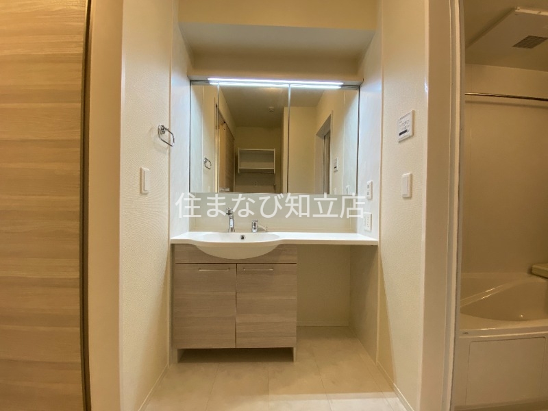 洗面設備　同型完成モデル