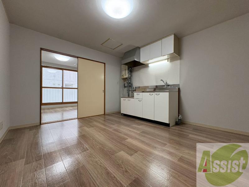 居室・リビング　広くてキレイなお部屋が広がっていて、充実した生活が送れそう。