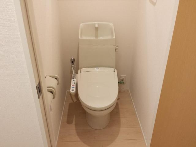 トイレ　シャワー付トイレ