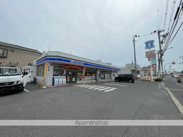 コンビニ　ローソン（コンビニ）まで727m