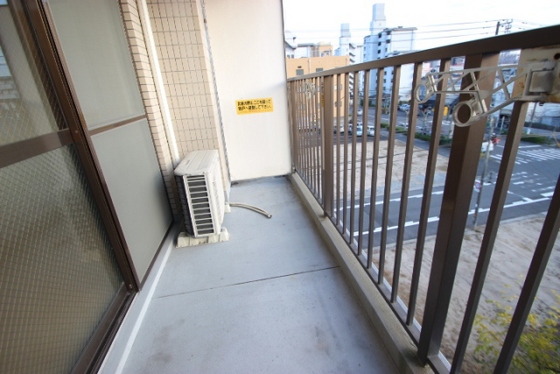 バルコニー　※別部屋の写真です