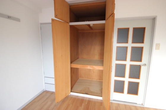 収納　※別部屋の写真です
