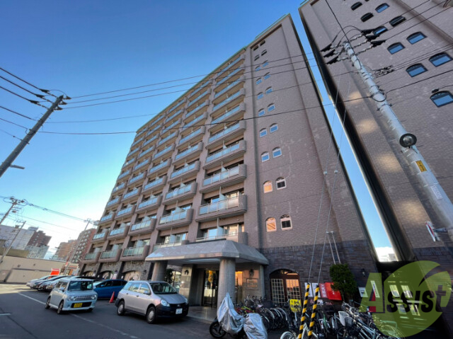 建物外観　札幌市中央区南８条西「アン・セリジェ弐番館」