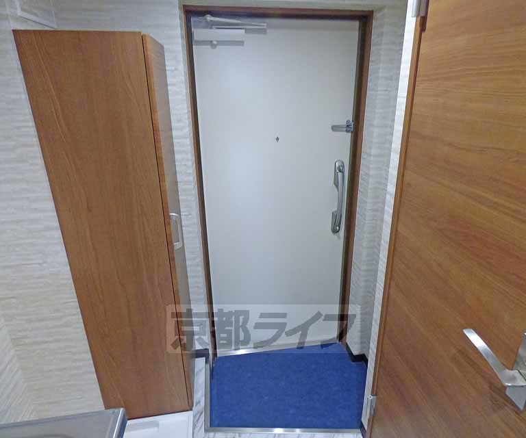 玄関　玄関です。