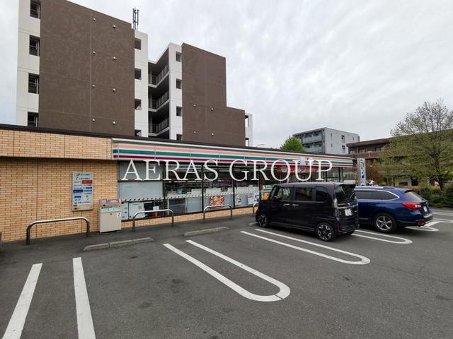 コンビニ　セブン-イレブン 八王子西片倉３丁目店（コンビニ）まで467m