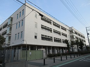 小学校　西宮市立用海小学校（小学校）まで749m