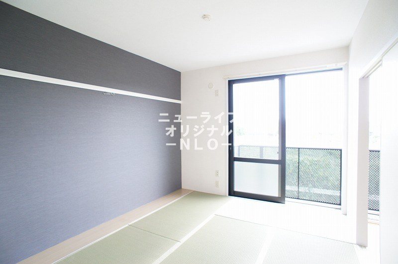 その他　畳の香りで癒されるお部屋です☆