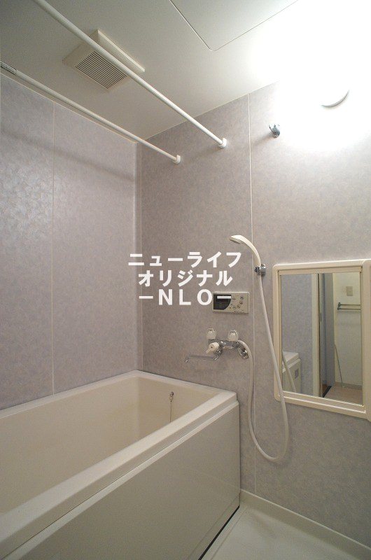 バス・シャワールーム　清潔感のあるお風呂で一日の疲れを癒しましょう☆