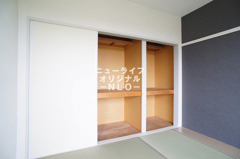 収納　洋服から布団までたくさん収納できます☆