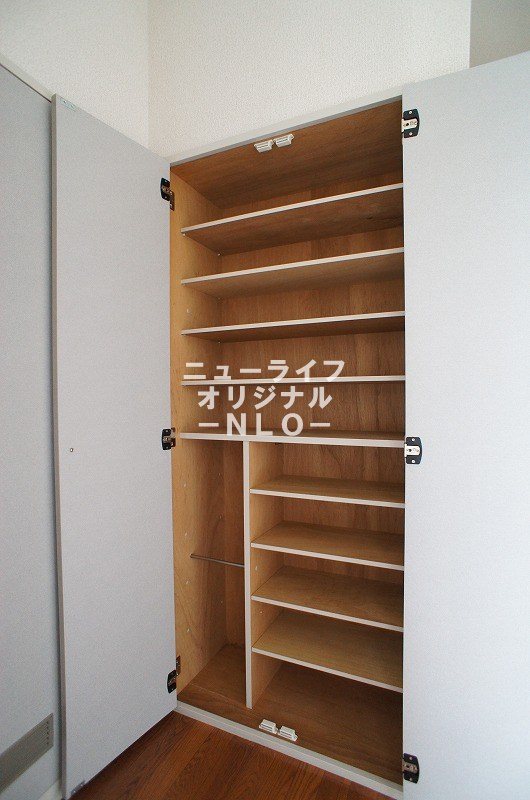 その他設備　大きなシューズボックス☆玄関もスッキリ使えます☆