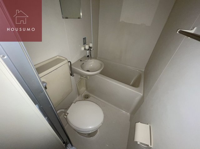 トイレ　清潔感のあるトイレです