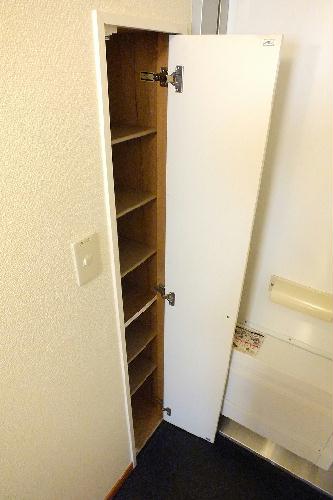 玄関　下駄箱