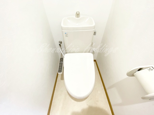 トイレ　清潔感のあるトイレです