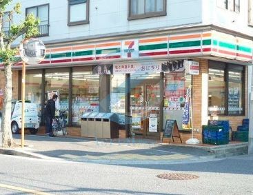 コンビニ　セブンイレブン江戸川5丁目中央店（コンビニ）まで350m