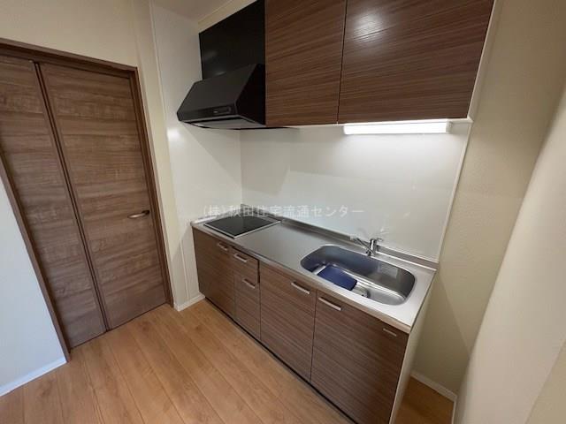キッチン　※同施工会社の参考画像です。実際の仕様とは異なる場合がありま