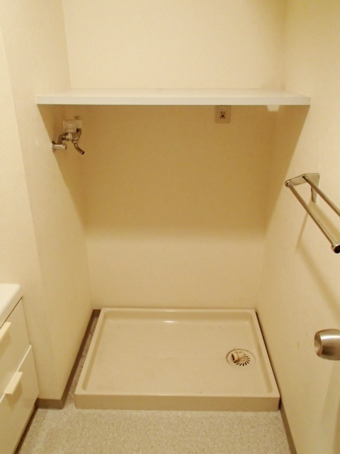 その他設備　★防水パン付の室内洗濯機置場★