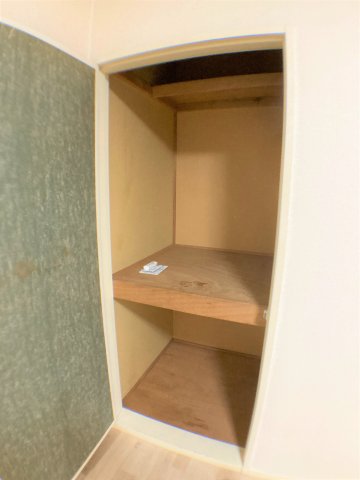収納　別部屋同一間取りの写真となります
