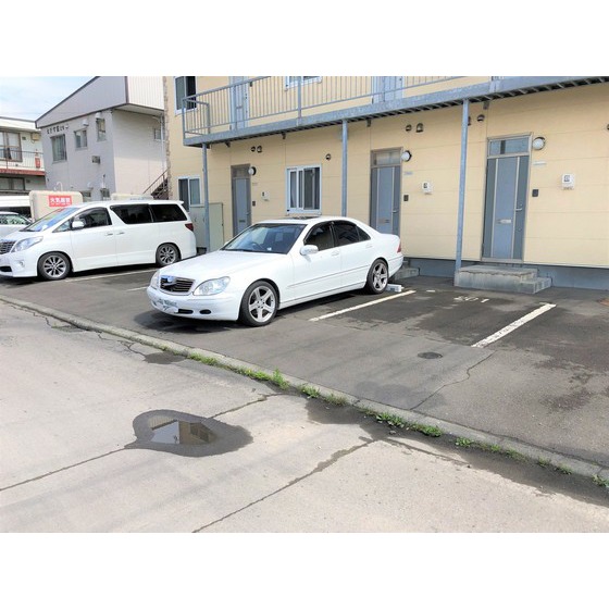 駐車場　外観