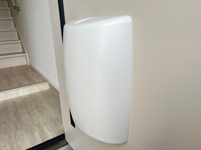 玄関　玄関ポスト