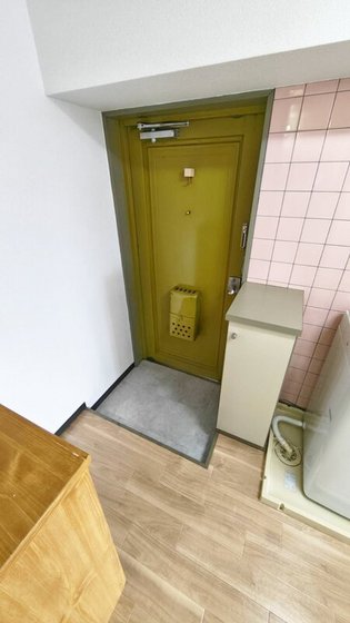 玄関　他号室のお写真です
