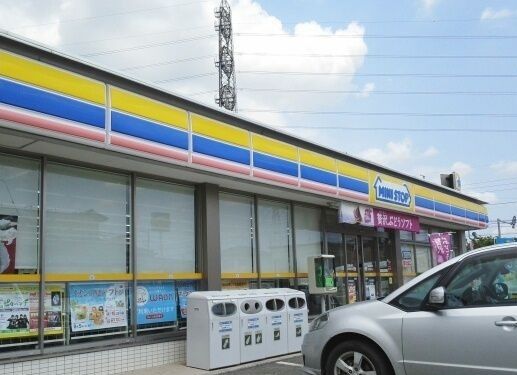 コンビニ　ミニストップ（コンビニ）まで110m