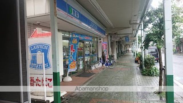 コンビニ　ローソン鶴見本町通二丁目店（コンビニ）まで451m