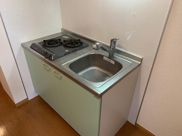ＪＲ南武線 谷保駅 徒歩11分 5階建 築19年のキッチン写真