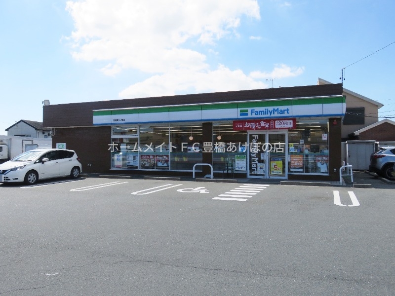 コンビニ　ファミリーマート豊橋東三ノ輪店（コンビニ）まで376m