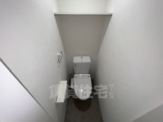 ＪＲ東海道本線 ＪＲ総持寺駅 徒歩7分 3階建 新築のトイレ写真
