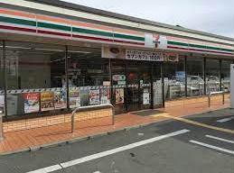コンビニ　セブンイレブン高槻土室町北店（コンビニ）まで343m